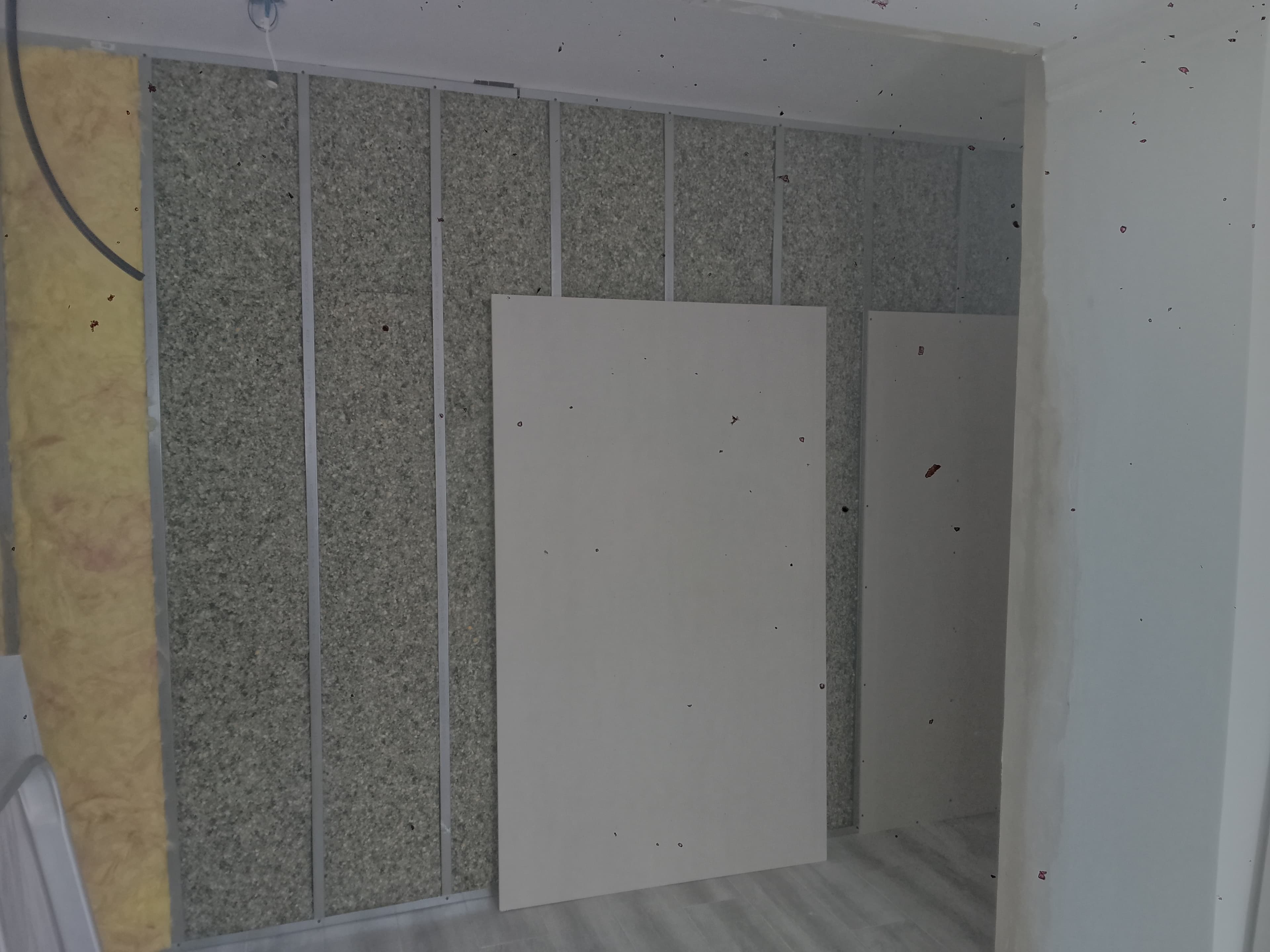 Proceso de instalación de pladur y falso techo, fotografía 6